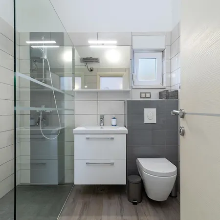 Ria - Tgr146 By Interhome Trogir