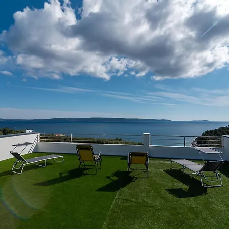 Ria With Heated Pool By Interhome