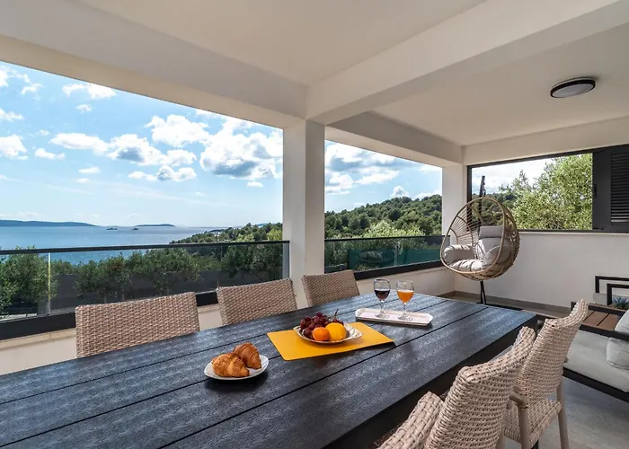 Hébergement de vacances Ria With Heated Pool By Interhome