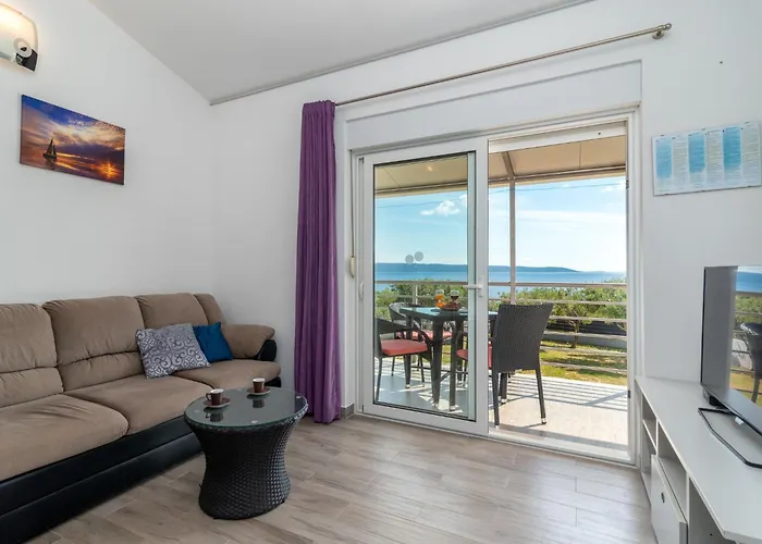 Hébergement de vacances Ria With Heated Pool By Interhome *