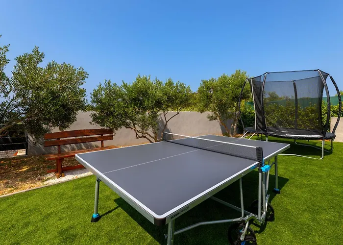 Ria With Heated Pool By Interhome Hébergement de vacances